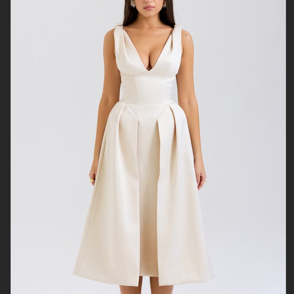 NWT HOUSE OF CB Paloma vintage cream satin pleated midi dress - Picture 2 of 15